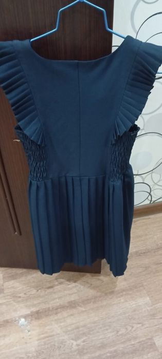 Продам школьный сарафан