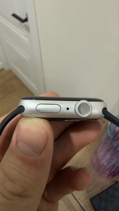 Apple Watch 6 (44мм)