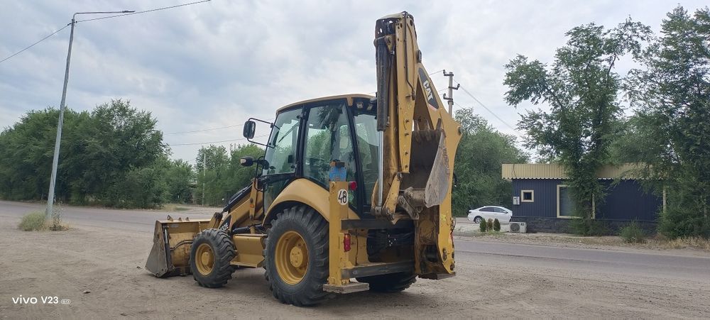 Услуги экскаватора погрузчика 3в1 трактор