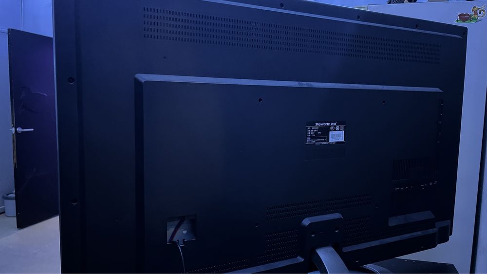 Телевизор плазменный