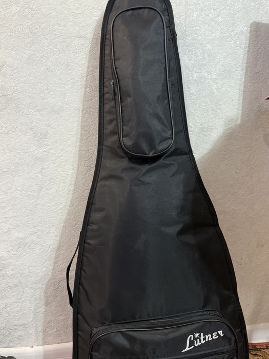 Продам электрогитару Special SG