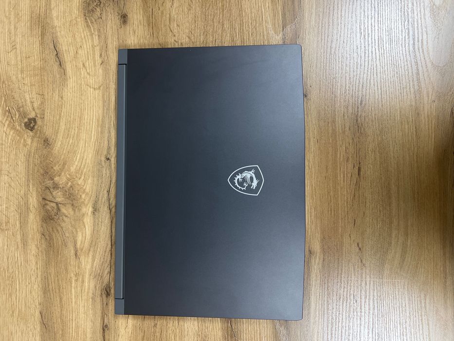 Ноутбук Msi thin 15
