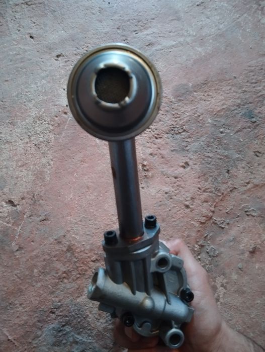 Продам Масляный насос