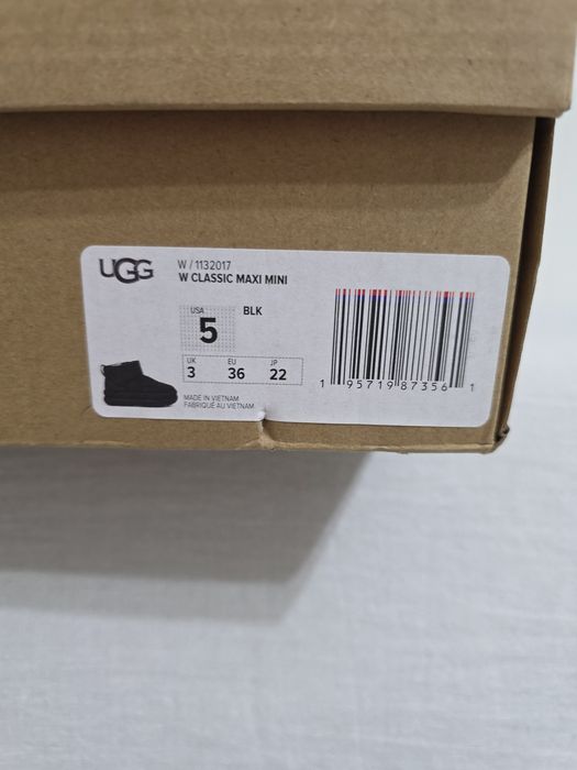Ugg noi și originale, potrivite pt nr. 35