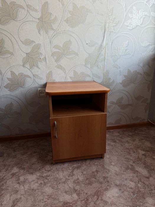 Продам тумбу самовывоз