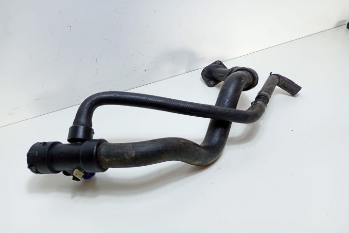 Furtun apa  8d0121049g Volkswagen VW Passat B5