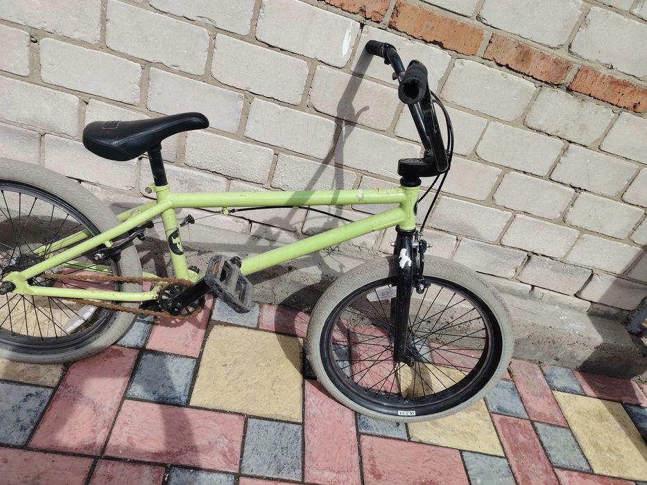 Продаю bmx состояние среднее