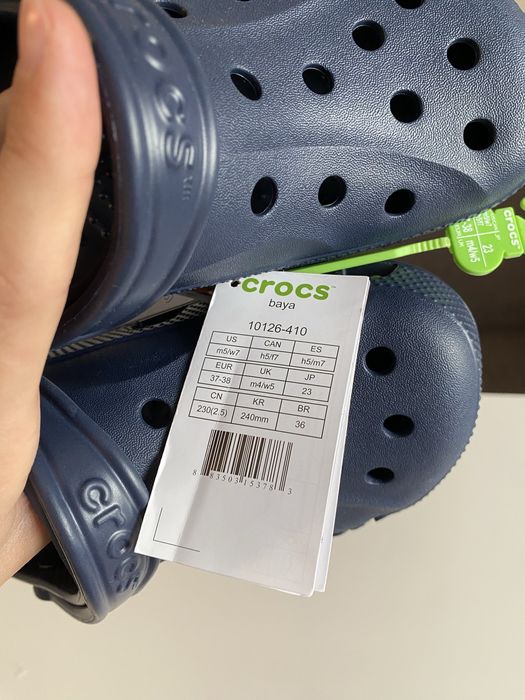 Papuci Crocs baya