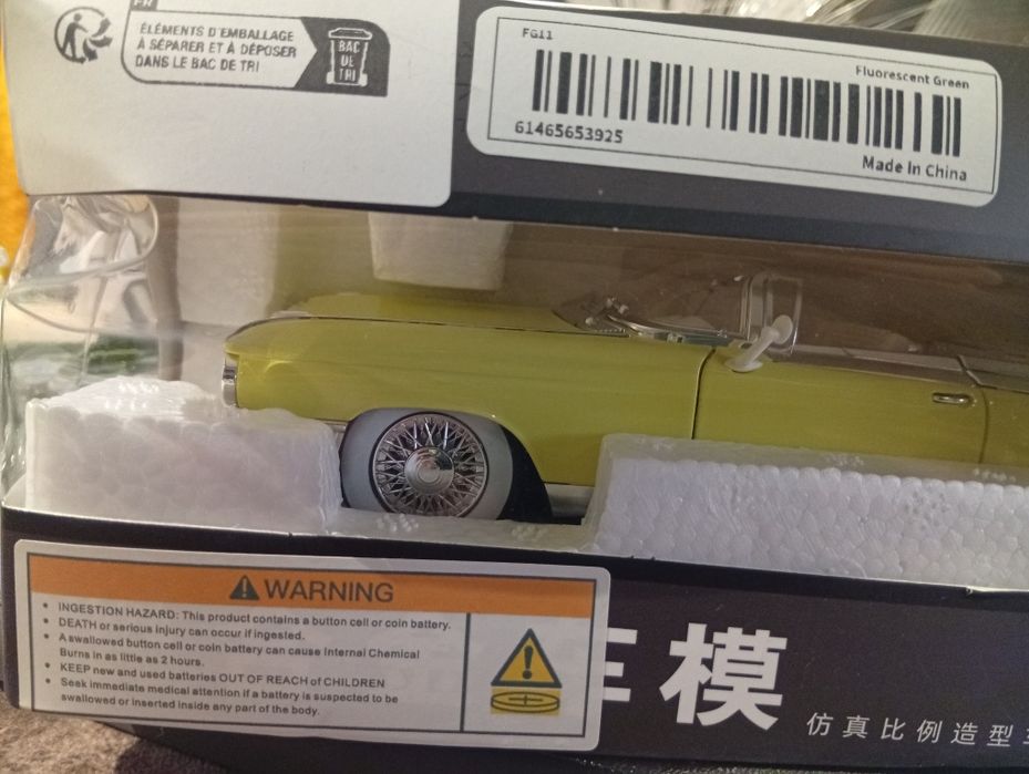 Модель авто 1:24 Подарок Cadillac Eldorado Biarritz