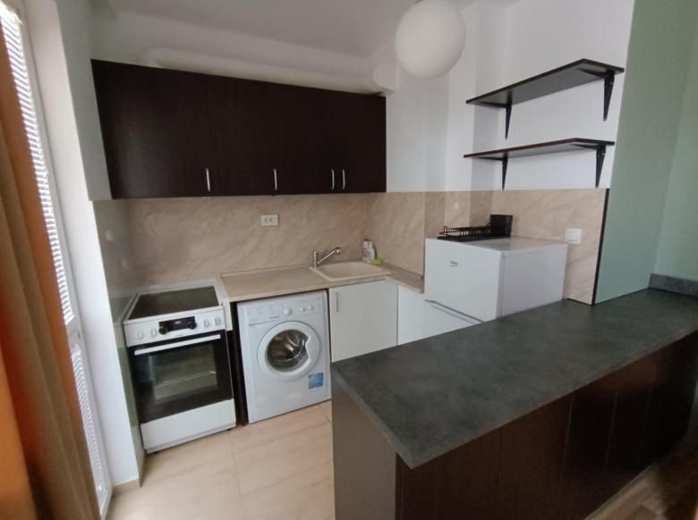 Дава се под наем Двустаен апартамент в Пловдив, Каменица 2 - 62 кв.м за 382.5 € - Снимка #2