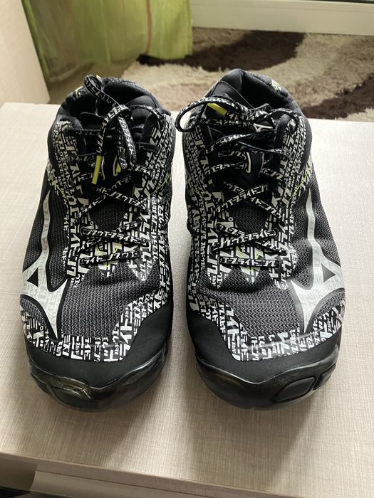 Маратонки Mizuno,42 номер