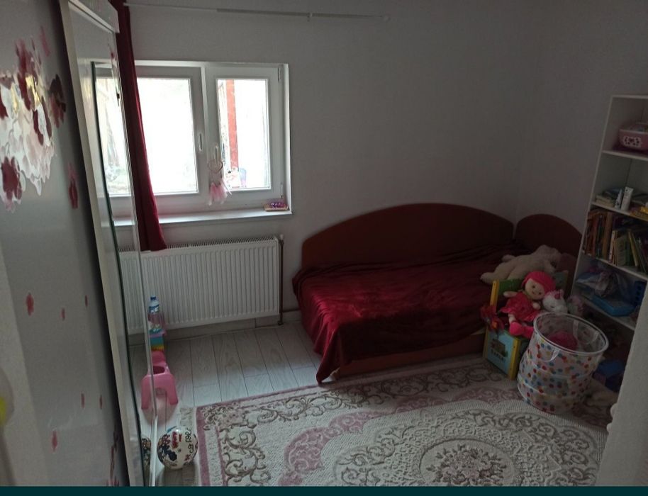 Vand casa 3 camere bujac + gradina cu pomi fructiferi