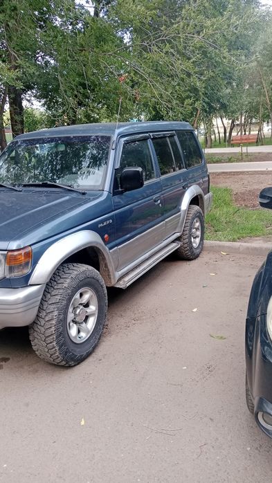 Митсубиси Паджеро 2