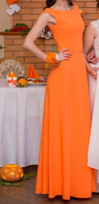 Продам платье в пол