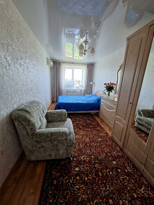 3 комнатный квартира район парк кирова