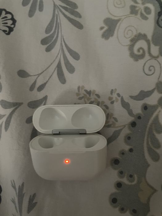 Кейс от аирподс 3