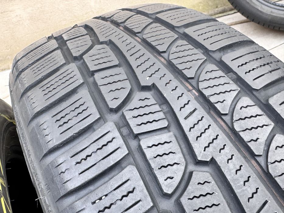 215/60/R17 Nokian WR 4бр зимни
