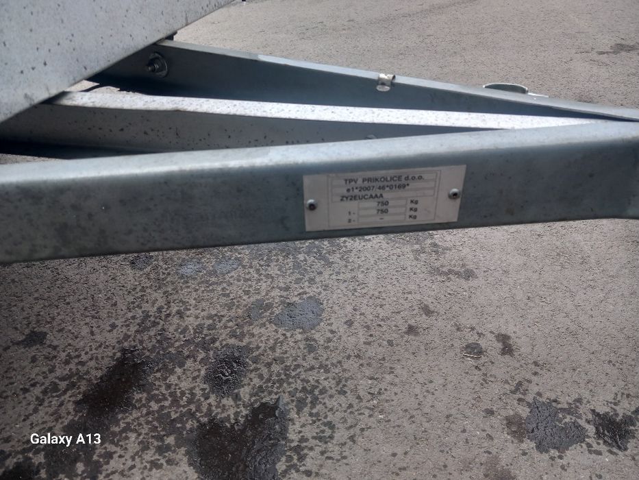 Продавам.ремарке за кола