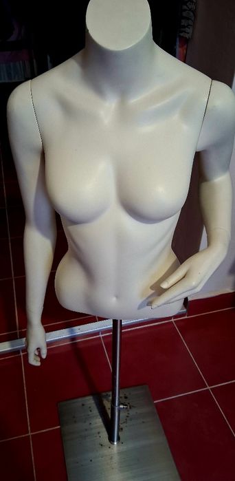 Manechin pentru expunere vitrina din fibra de sticla