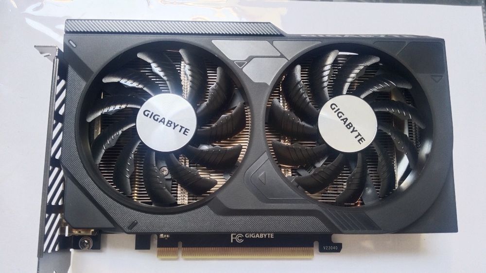 Gigabyte 4060 8gb