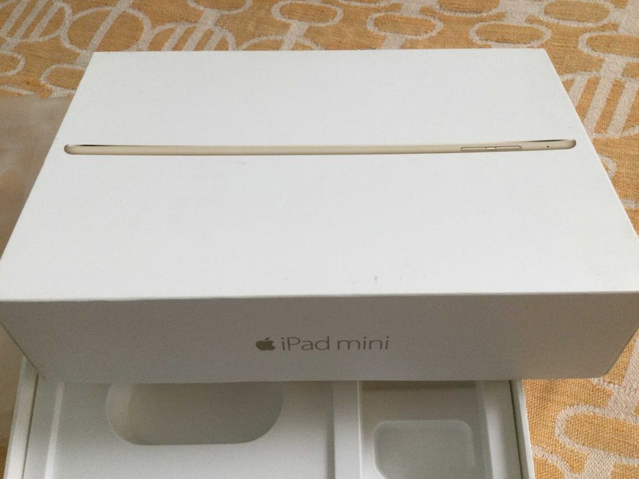 Таблет Apple 128 GB, 4 gen / поколение