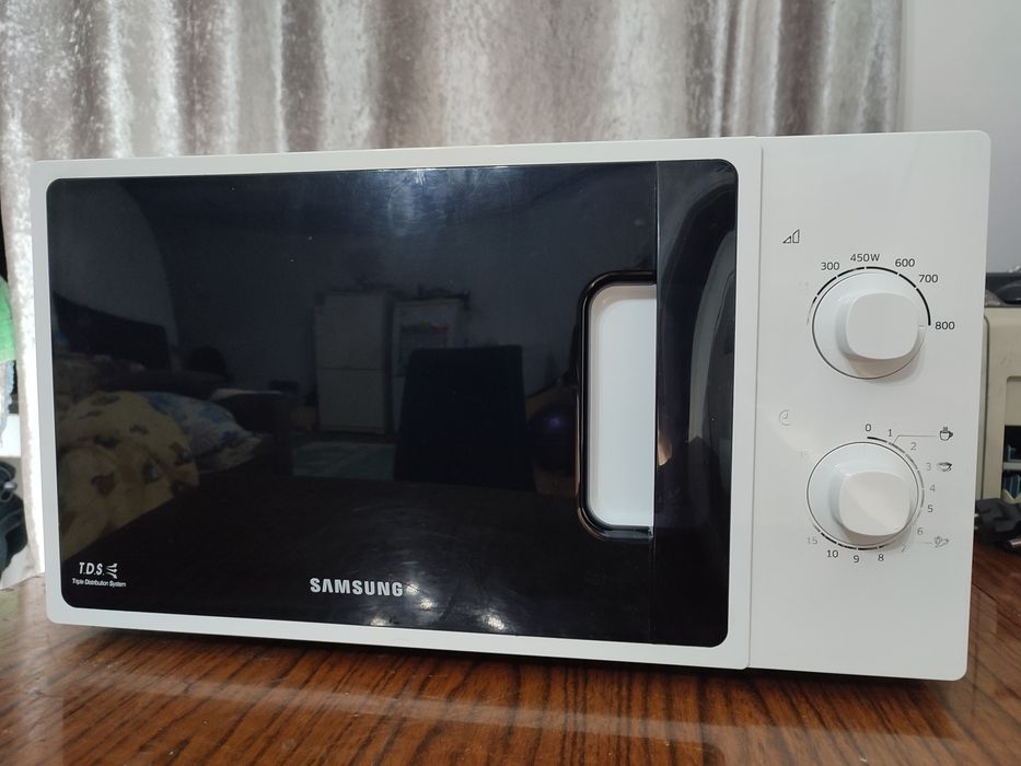 Продам микроволновая печь Samsung