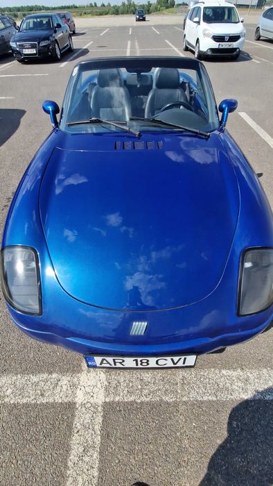 Dezmembrez Fiat barchetta 1.8