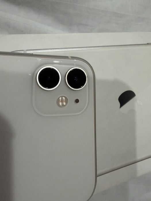 Iphone 11 128гб/72 акб