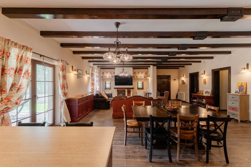 Cabană de vis în Poiana Mărului - Caras Severin  - langa lac !!!