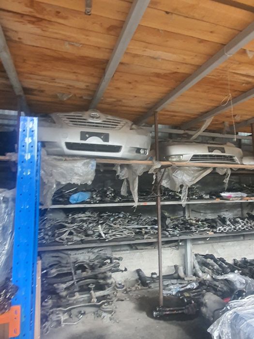 Тойота Лексус автозапчасть