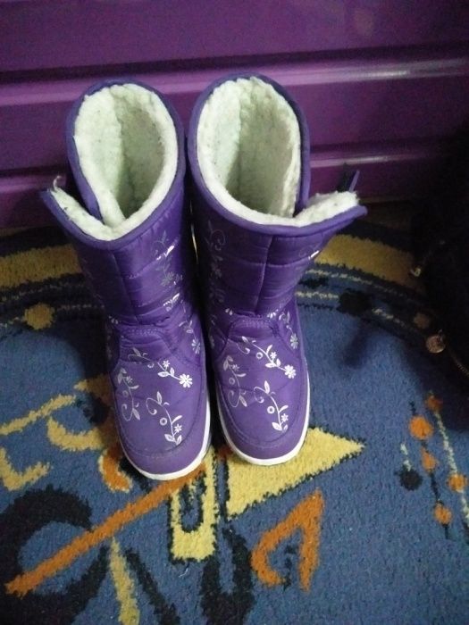 Продам сапоги для девочки