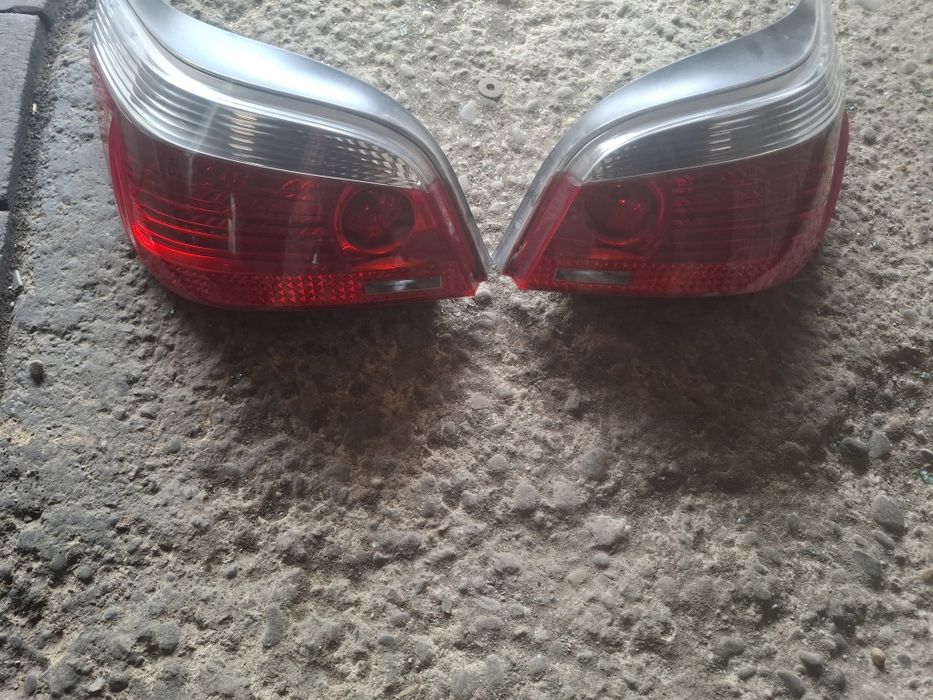 Stopuri Triple BMW E 60 prețul afișat este pe set!