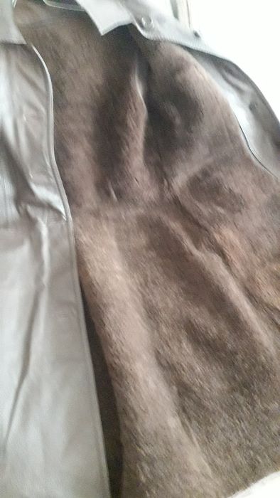 Кожаная женская дубленка плащ