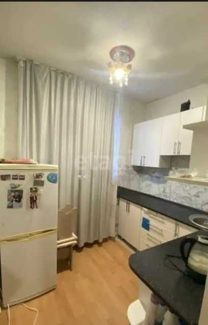 Продам квартиру п. Киевский