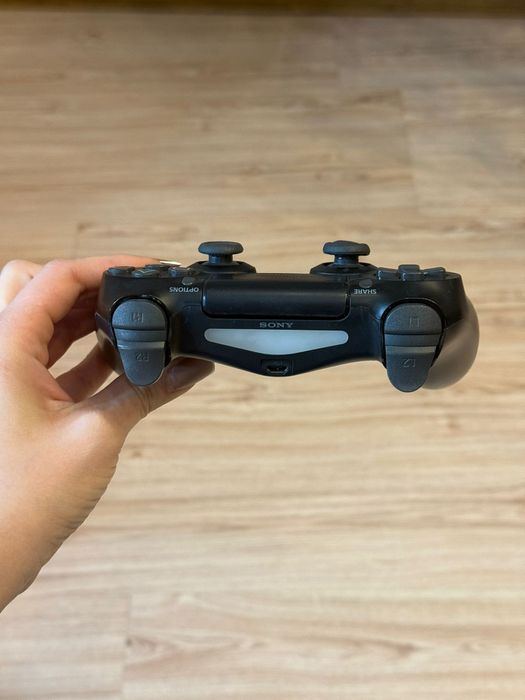 Продаётся ps4 pro, 900 гб