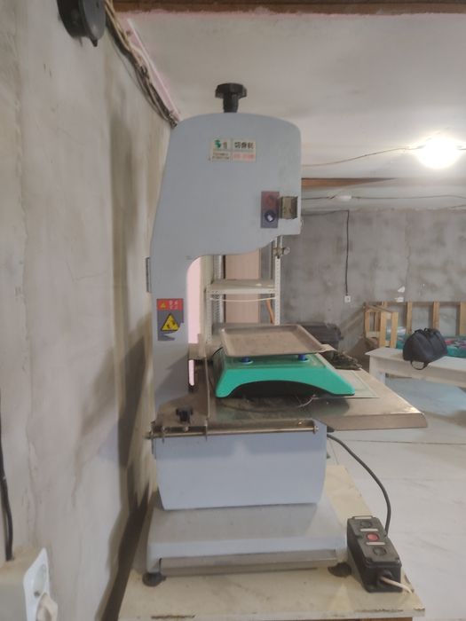 Продается Морозильник