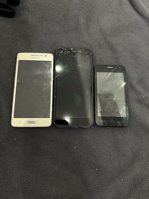 Продам старые телефоны