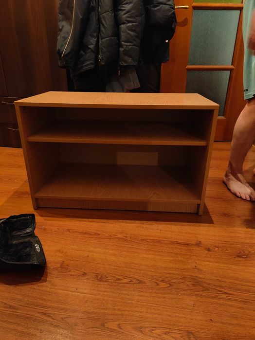 Продам  тумбочку  для  обуви