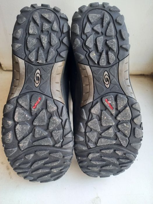 Продаются лыжные ботинки