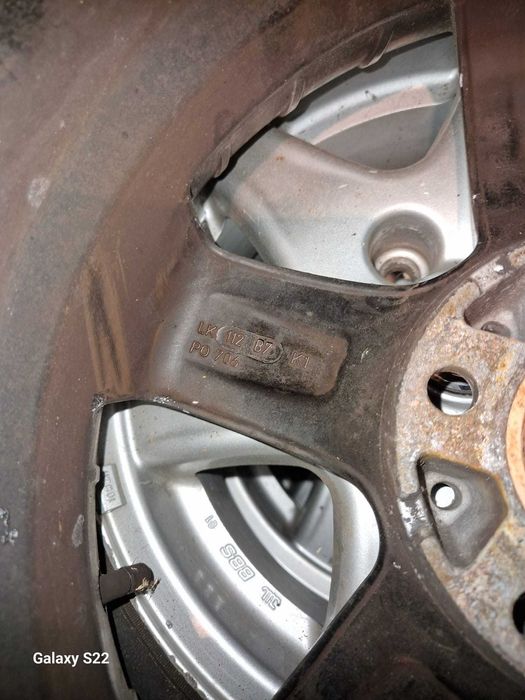 Jante intre 14 si 18 preturi intre 350 si 500 euro