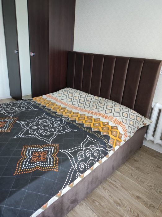 Продам спальный гарнитур