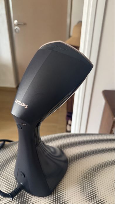 Fier de calcat vertical Philips 8000