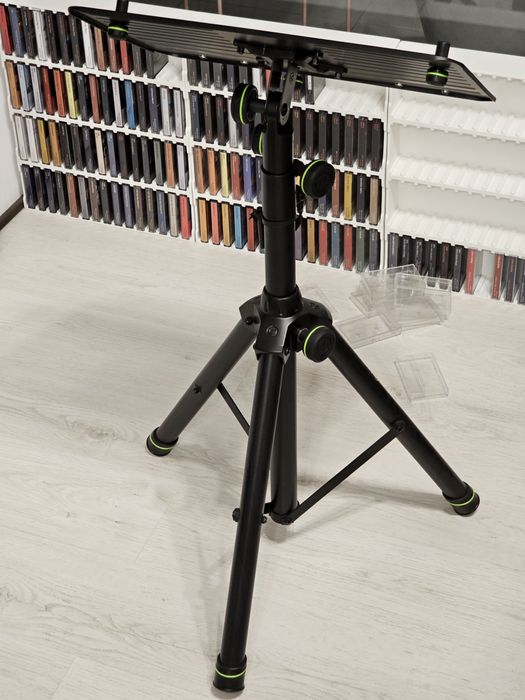 Stativ laptop DJ  Gravity LTST 01