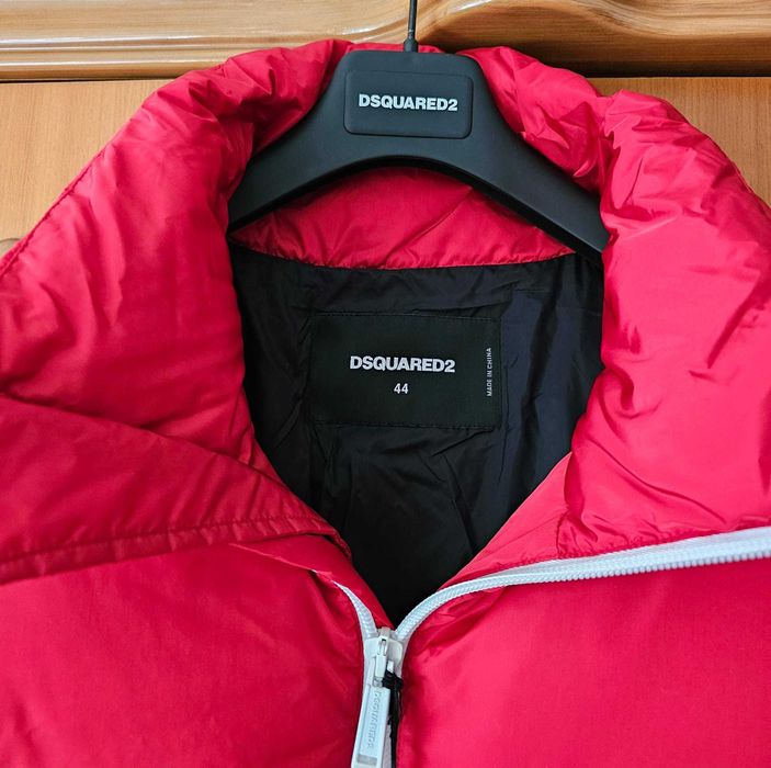 Geaca Dsquared2, marime 44, oversize fit, noua cu etichete.