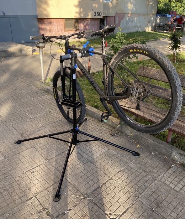 Багажник за теглич Thule Xpress за два велосипеда и работен стенд Crivit