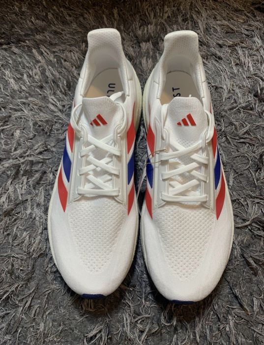 Маратонки за бягане Adidas ultraboost 5 размер 42.5