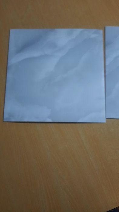 Самоклеющая плитка