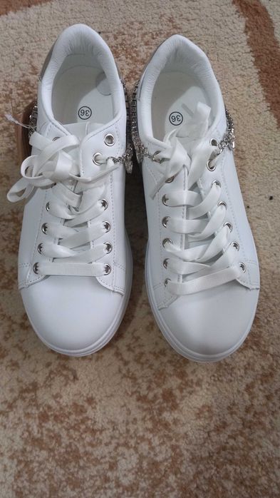 Нови,актуален модел