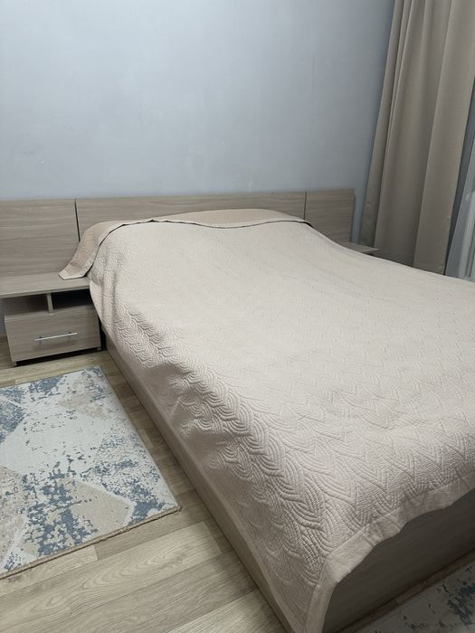 Продам двухспальную кровать