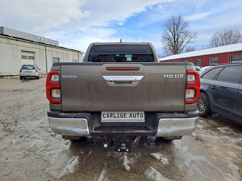Carlig remorcare Toyota Hilux - Revo  4WD - 2025